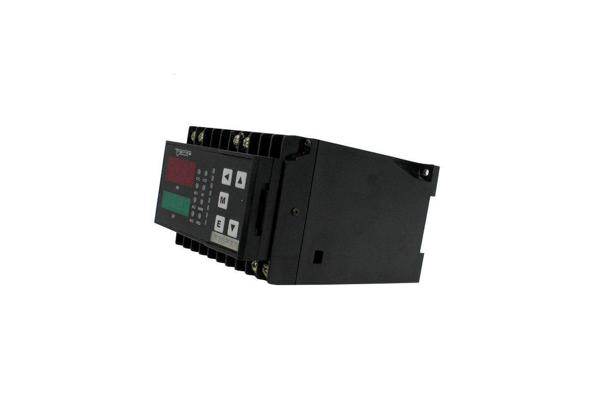 Controlador de Temperatura Microprocessado com Set-Point Fixo